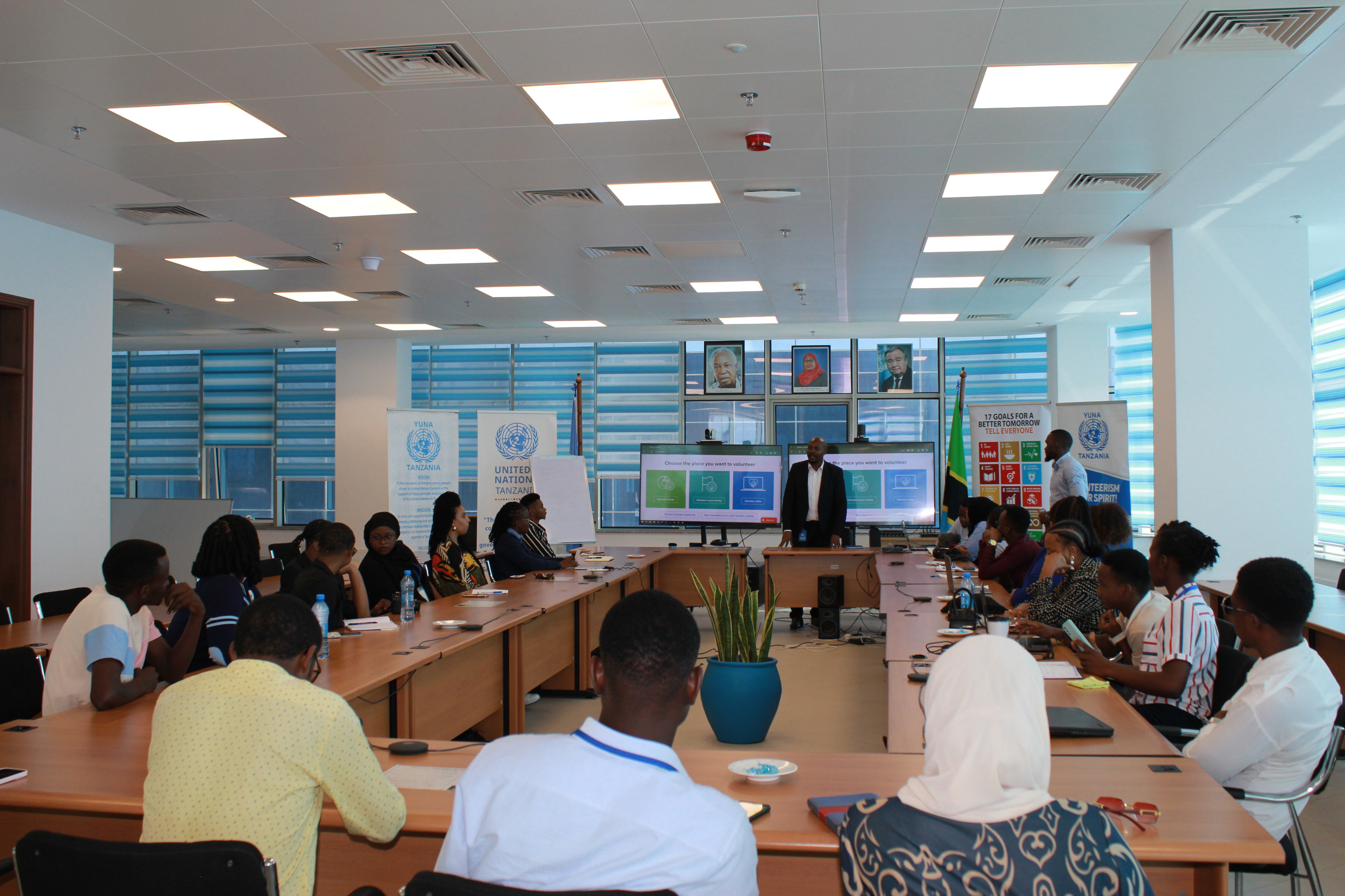 PASI participants in a leadership and learning discussion